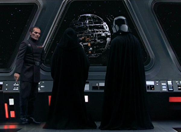 Darth Sidious und Darth Vader betrachten den Todesstern bei der Konstruktion