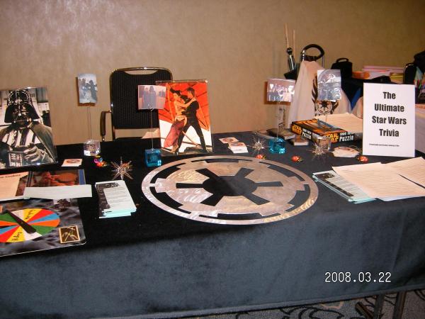 Unser Tisch auf der Jedi Con 2008. Kekse irgendwer?