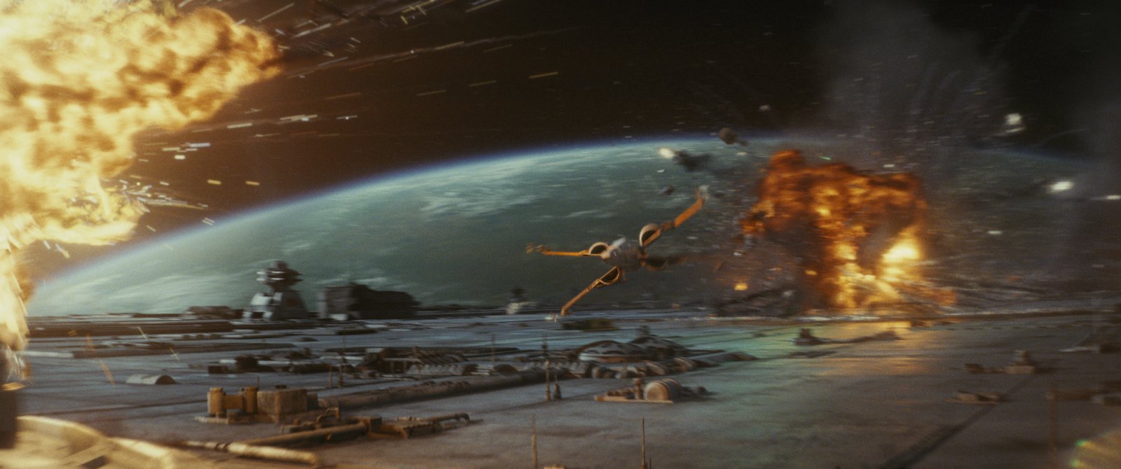 TLJ Trailer (13).jpg
