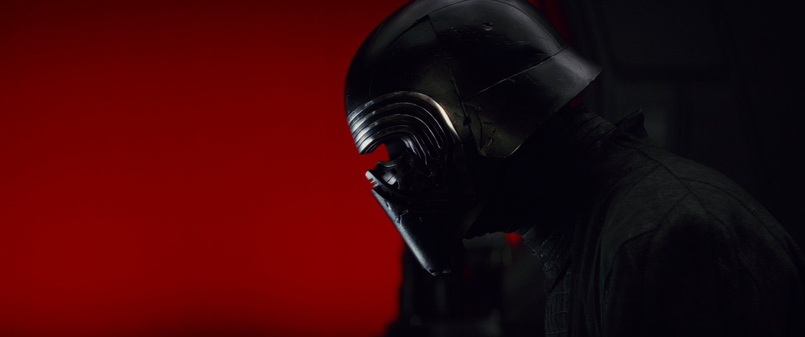 TLJ Trailer (6).jpg