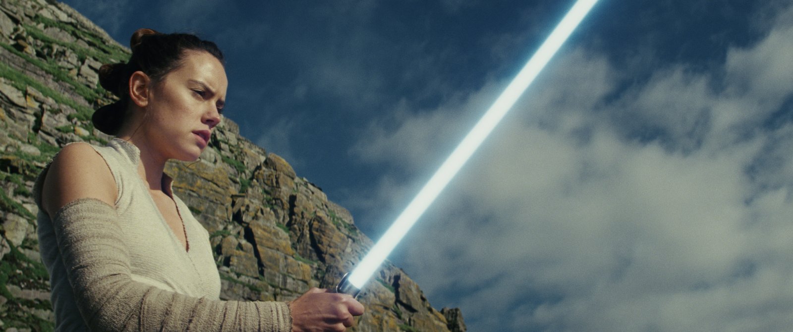 TLJ Trailer (7).jpg