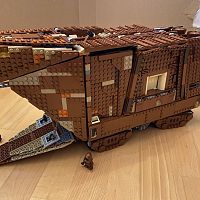 UCS Sandcrawler