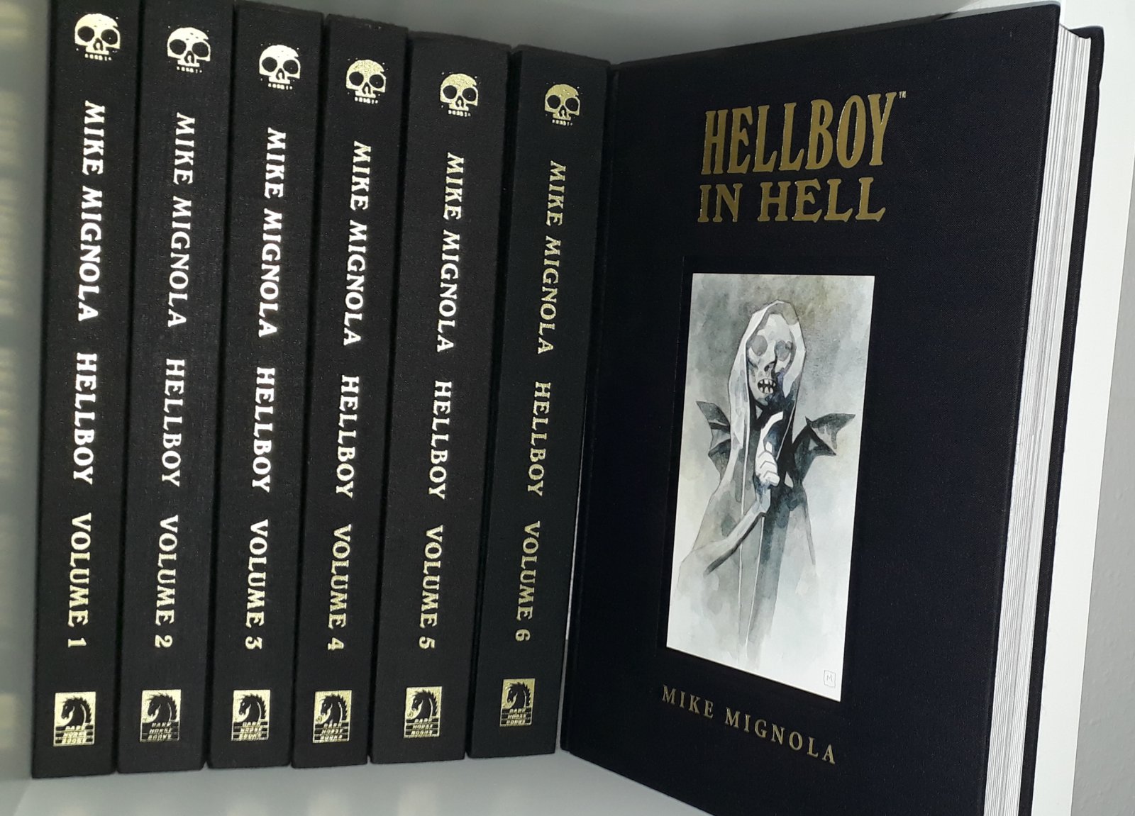 Hellboy Library Edition