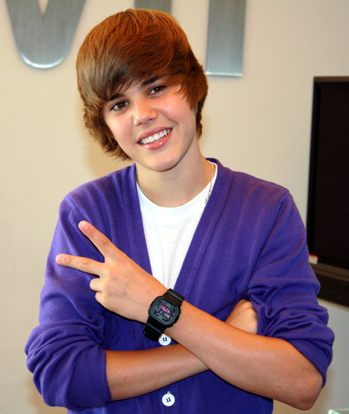 bieber-gang-sign.jpg