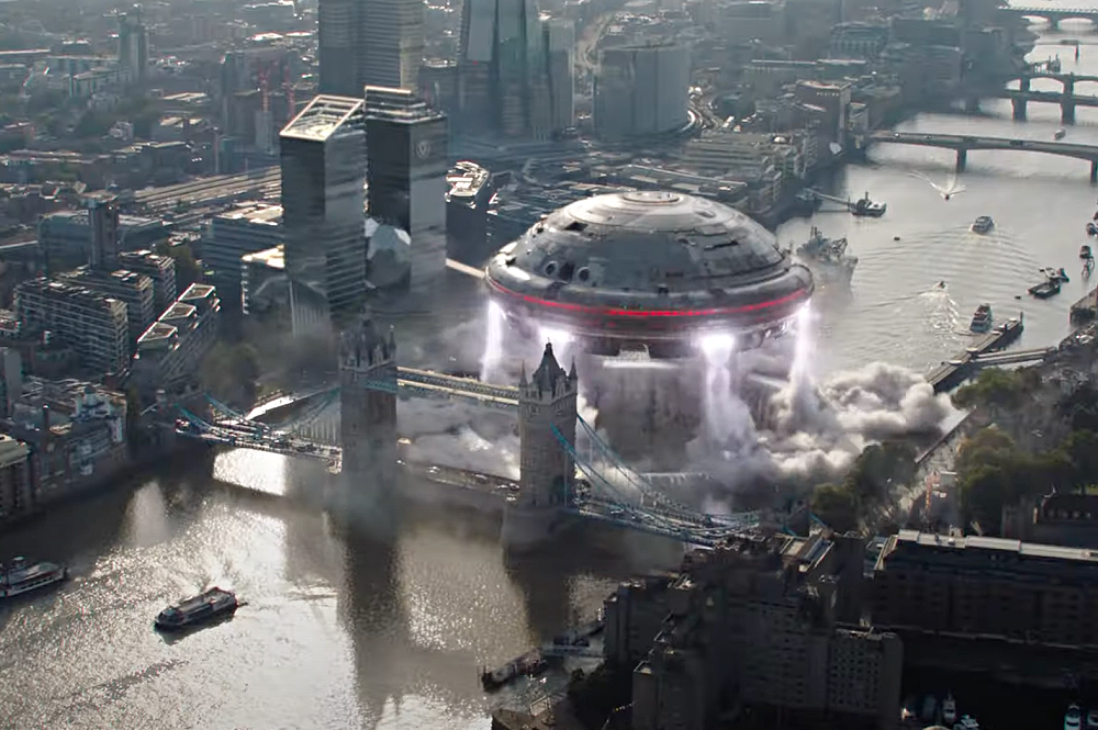 hollywoodnorthbuzz.com