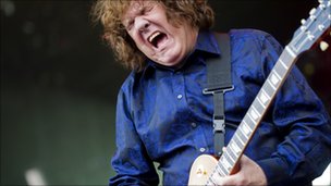 _51124464_garymoore2010.jpg