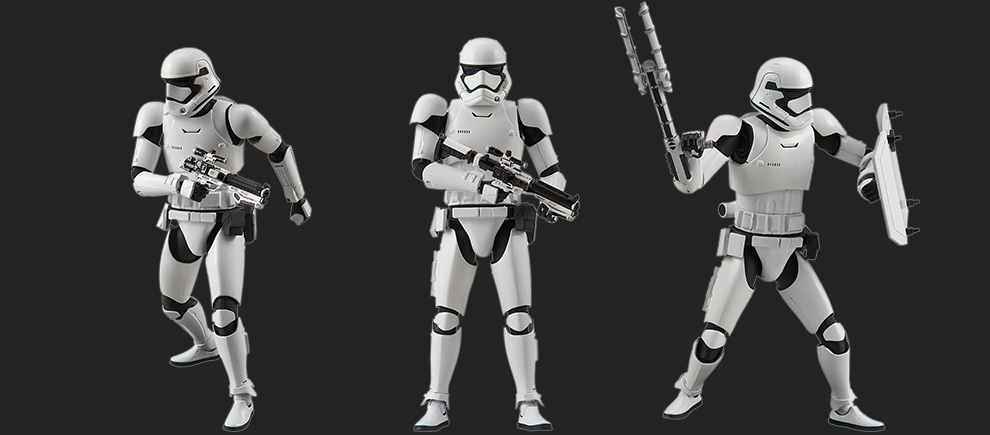 Bandai-Force-Awakens-Model-Kit-Stormtrooper-3.jpg