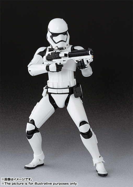 SH-Figuarts-Force-Awakens-Stormtrooper-2.jpg