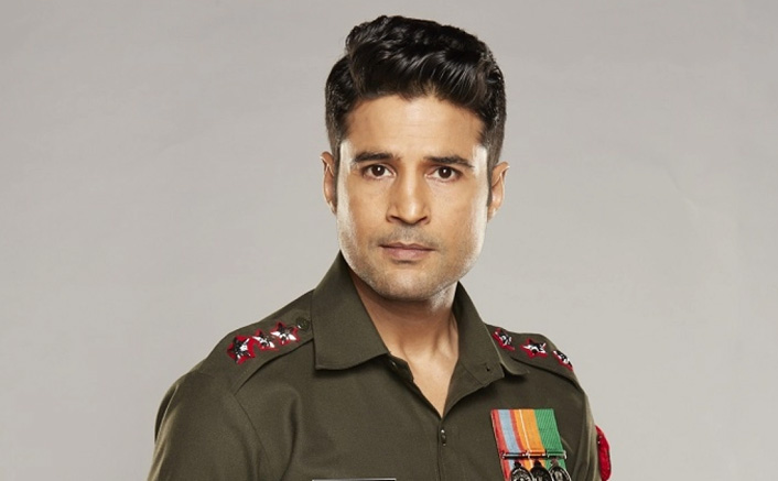 rajeev-khandelwal-always-been-connected-with-indian-army-001.jpg